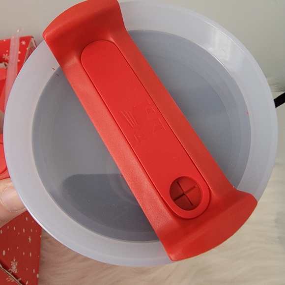 Stanley Red Santa Tumbler - Picture 3 of 7